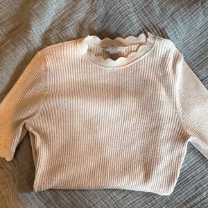 Scalloped Edge Ribbed Cream Sweater T